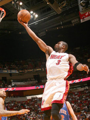 [图]东契奇43+9+13哈登29分 湖人击沉快船取5连胜