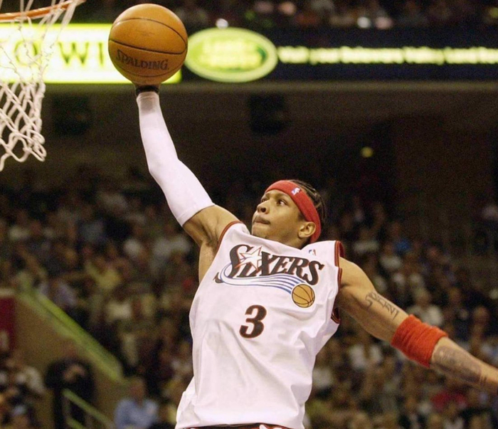 电竞品牌合作扩大产业链布局