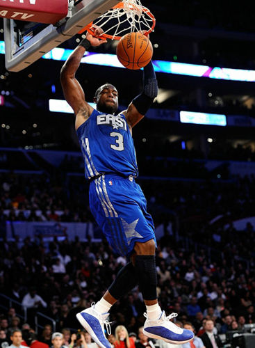 芝加哥白袜队球员何塞·阿布瑞尤夺得 2020 年美联 MVP