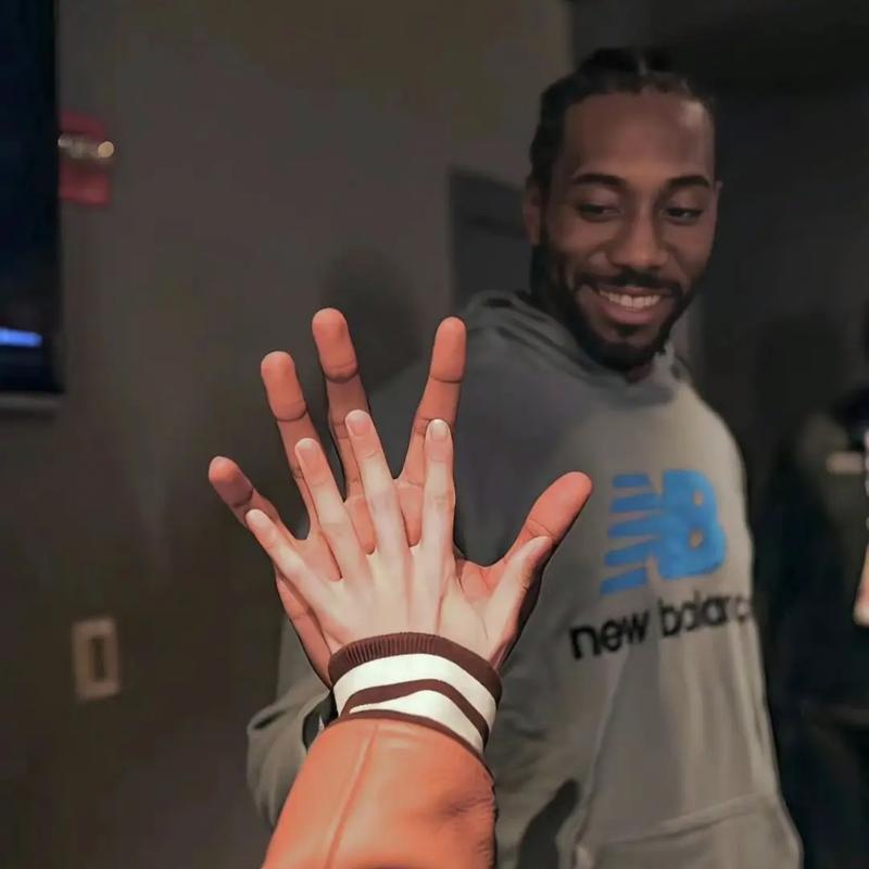 王建民在 2012 年代表华盛顿国民投出伤愈后的首场胜投，场面感人