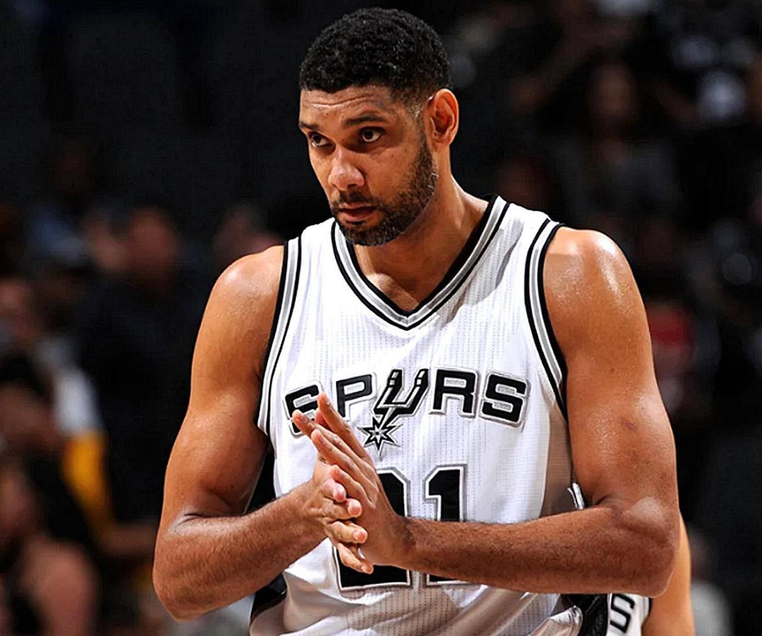 美媒：詹姆斯生涯进总决赛的次数比他得分不上双的场次还多