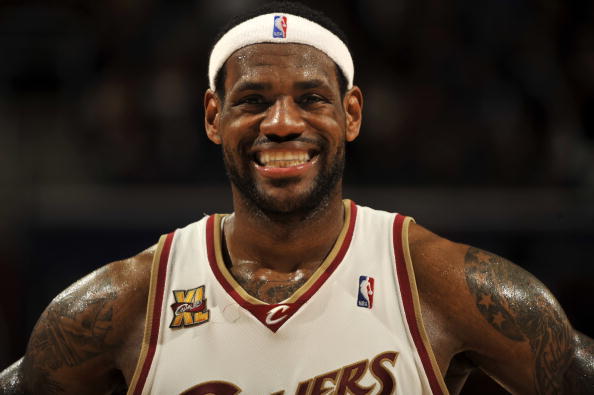 驭时间，见传奇，格兰菲迪携手阿斯顿·马丁一级方程式车队共话传承与创新